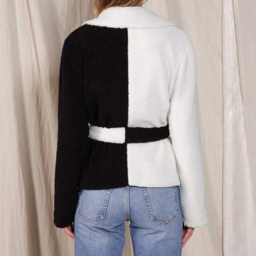 Petit Moments - Zoe Two-Tone Teddy Jacket - Blk/White - 2X - Picture 2 of 9